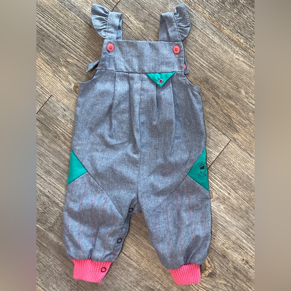 VTG Disney 6-9 Months Winnie the Pooh Denim Overalls Romper Ruffle Straps